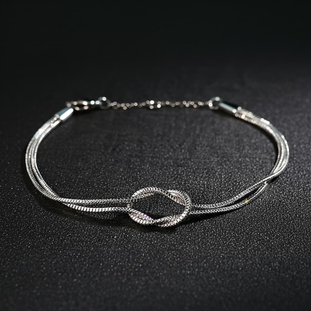 Silver Knot Bracelet – Timeless Symbol of Unity view 2
