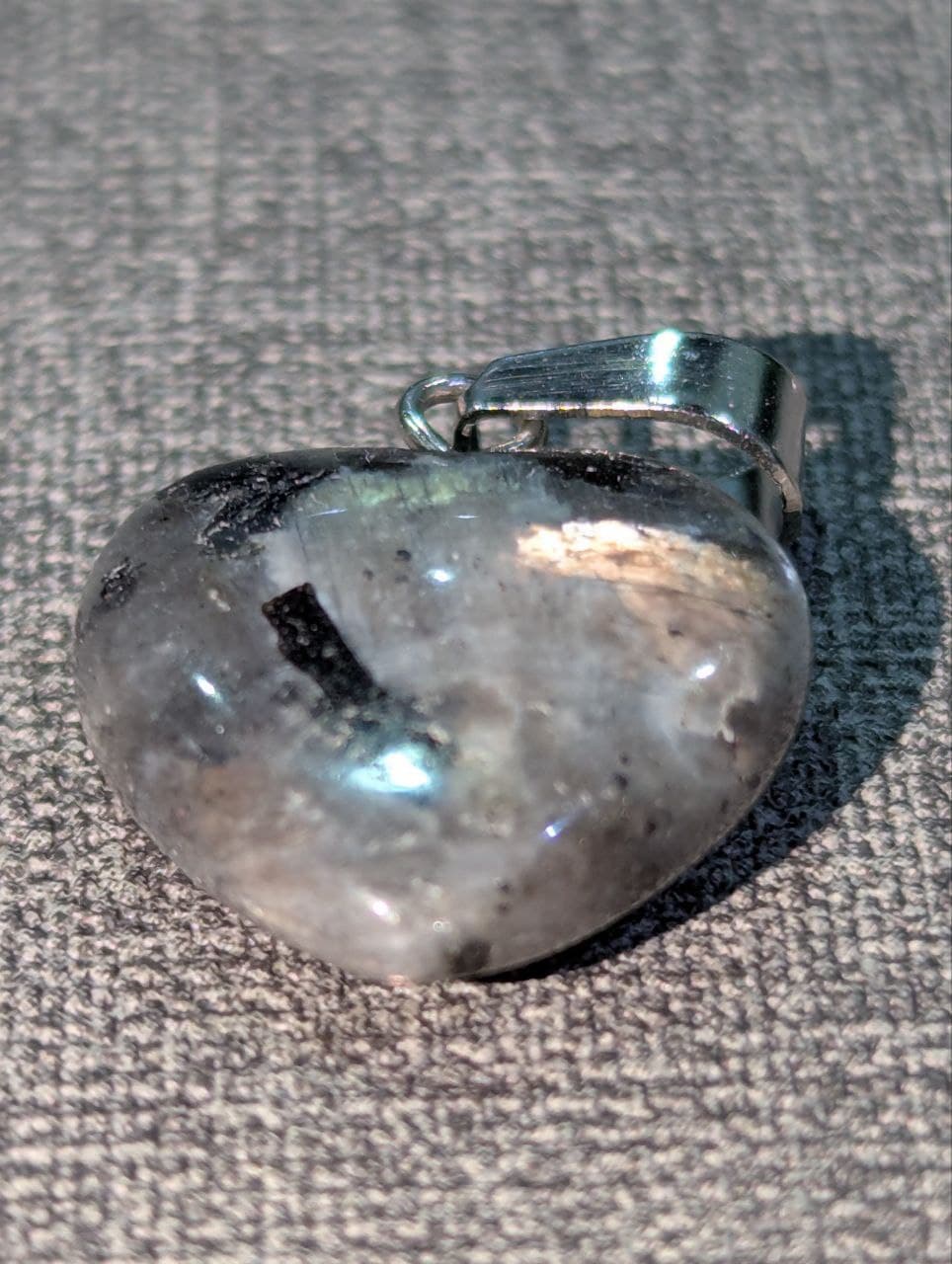 Labradorite Pendant – Protective Natural Stone view 9