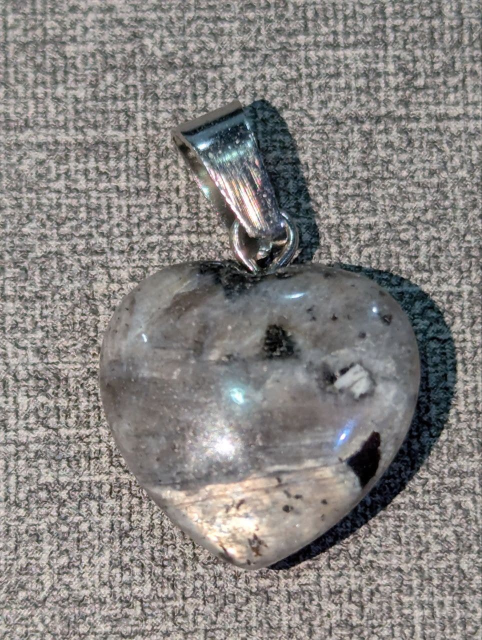 Labradorite Pendant – Protective Natural Stone view 8