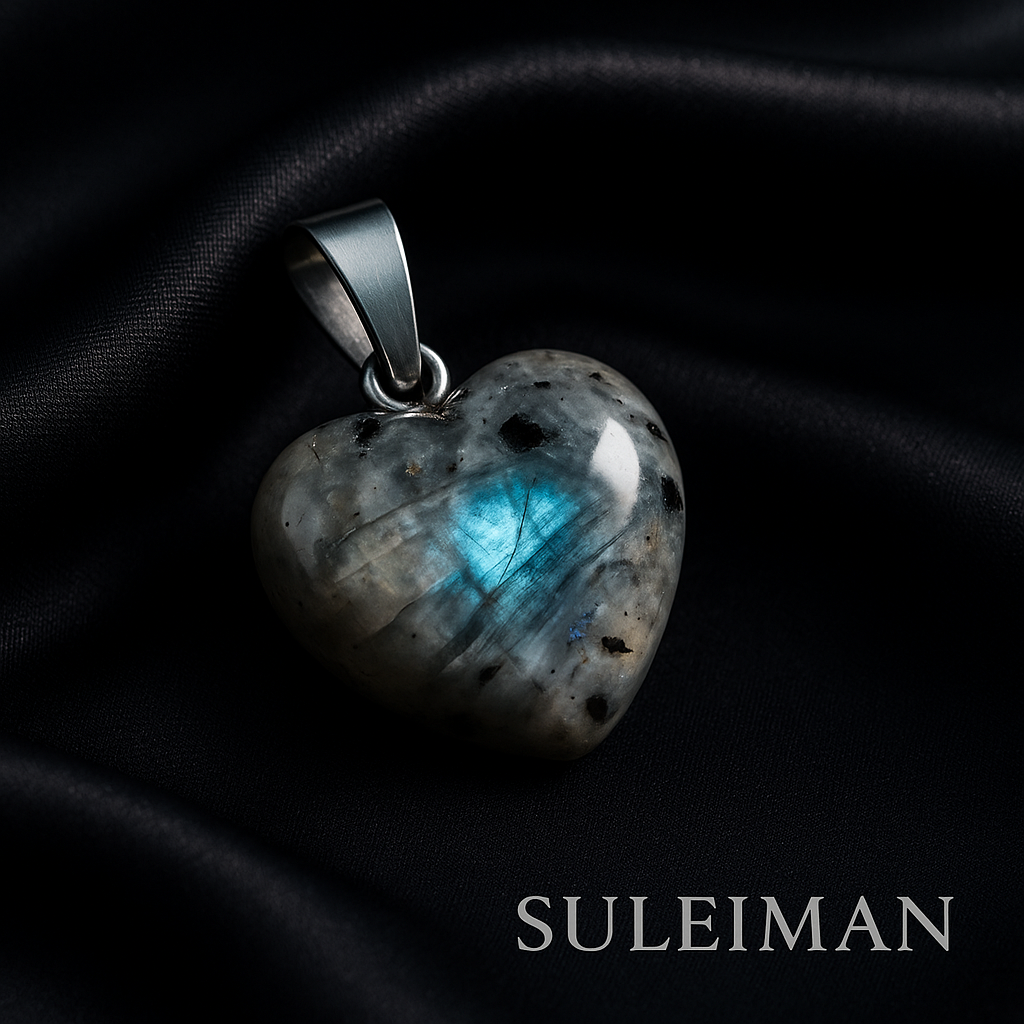 Labradorite Pendant – Protective Natural Stone