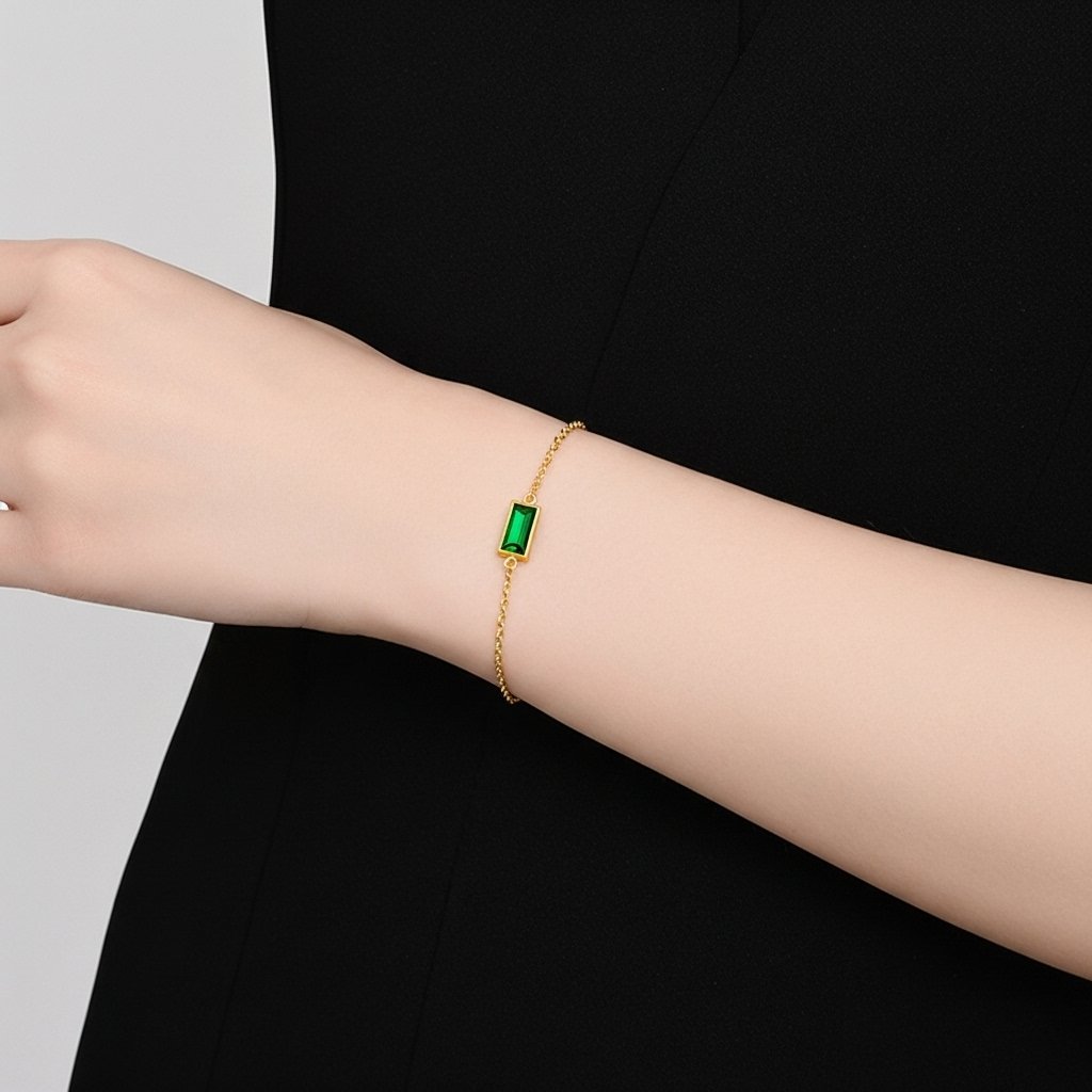 Forest Bracelet – Emerald Green Crystal on Gold Stainless Steel