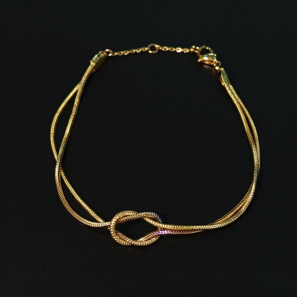 Gold Knot Bracelet – Elegant Stainless Steel Jewelry