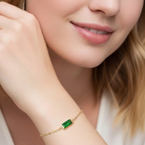 Forest Bracelet – Emerald Green Crystal on Gold Stainless Steel