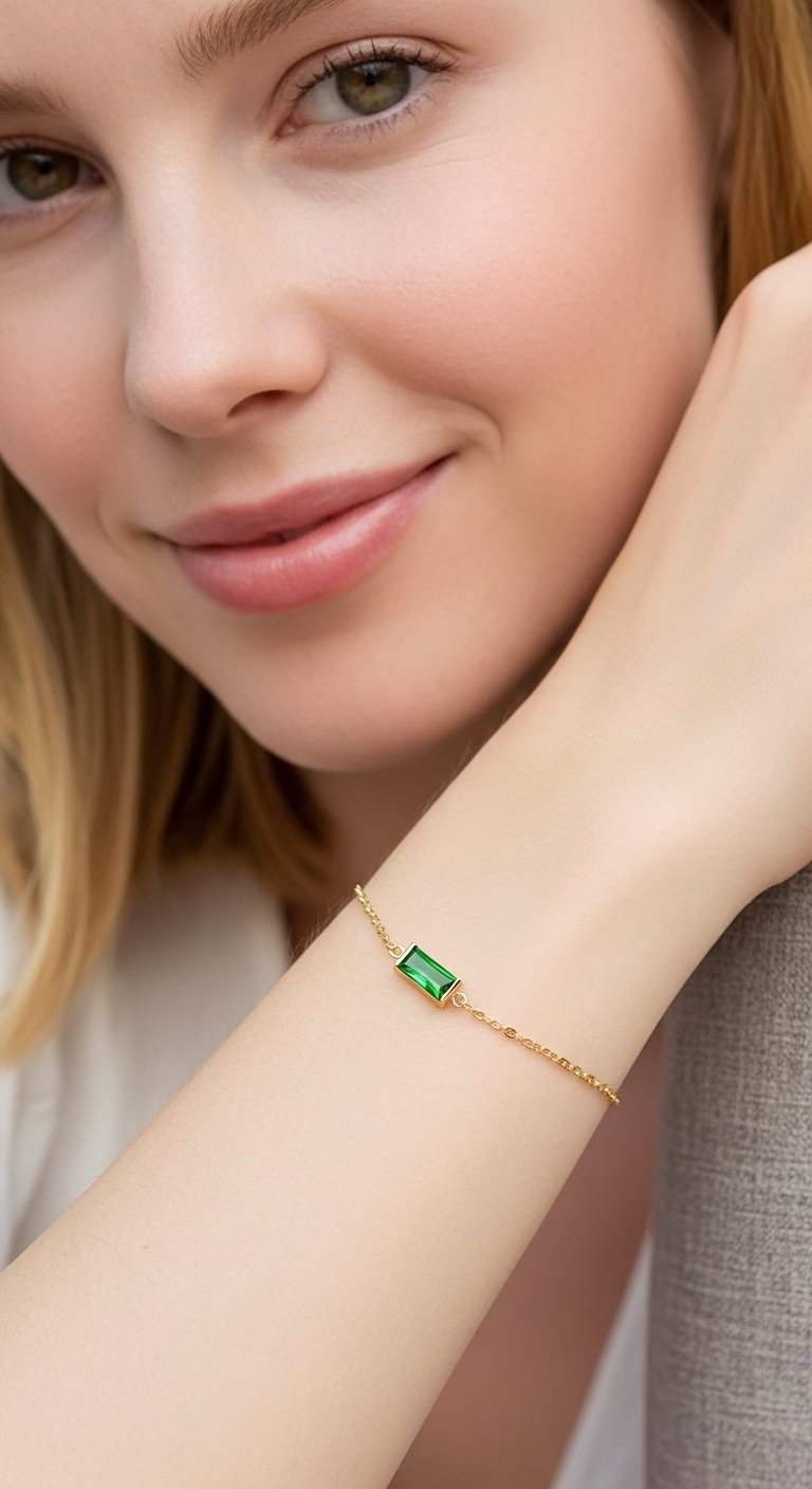 Forest Bracelet – Emerald Green Crystal on Gold Stainless Steel