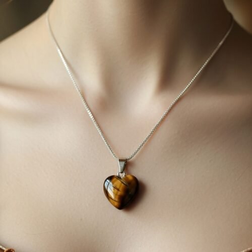 Tiger Eye Heart Necklace – Courage, Focus & Protection